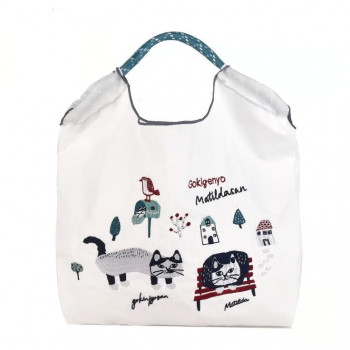 クスグルジャパン 撥水加工 刺繍ワッシャーバッグ Mサイズ マチルダさん柄 オフホワイト 24-7150