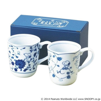 金正陶器 スヌーピー藍唐草 ペアマグセット 630740